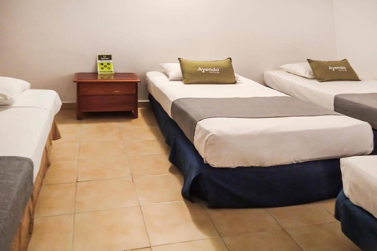 Ayenda 1622 Charmin Hotel